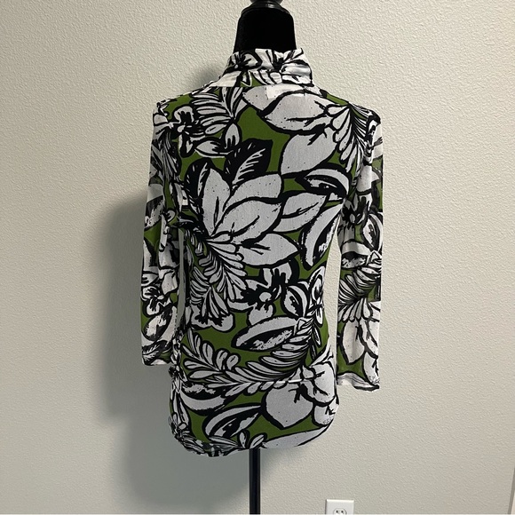 Karen Kane | Stretchy Sheer Top - Picture 2 of 6